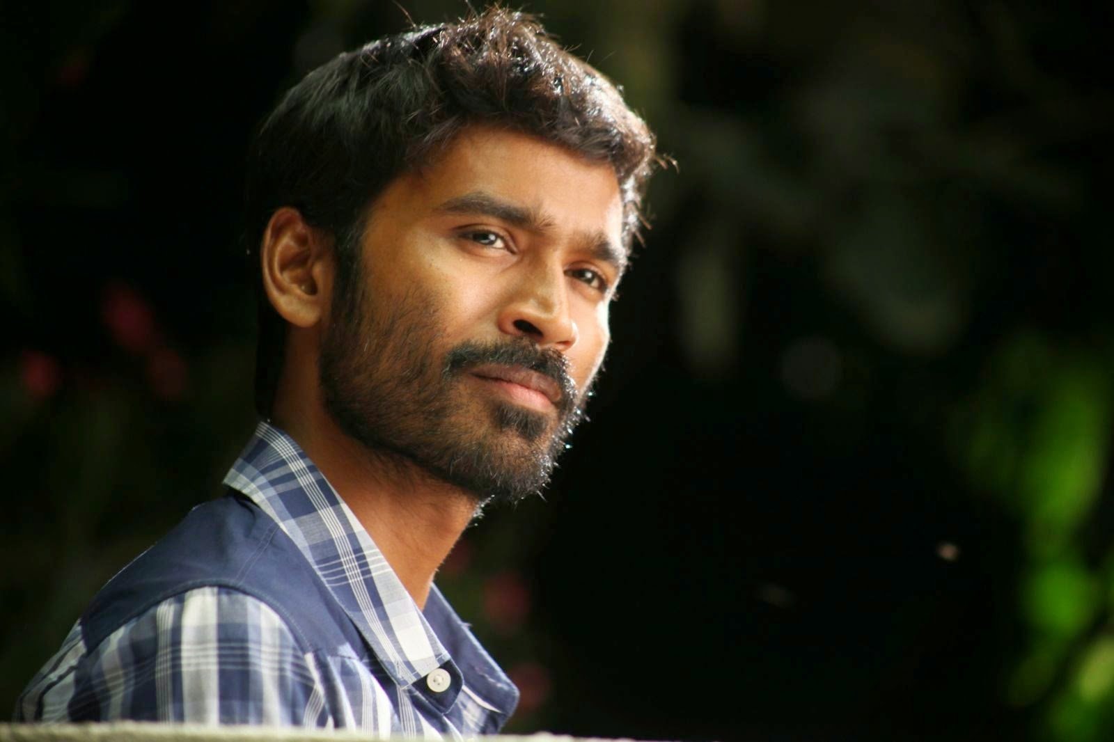 Actor Dhanush Appears Before Madras HC, Rejects Couple's Paternity ...